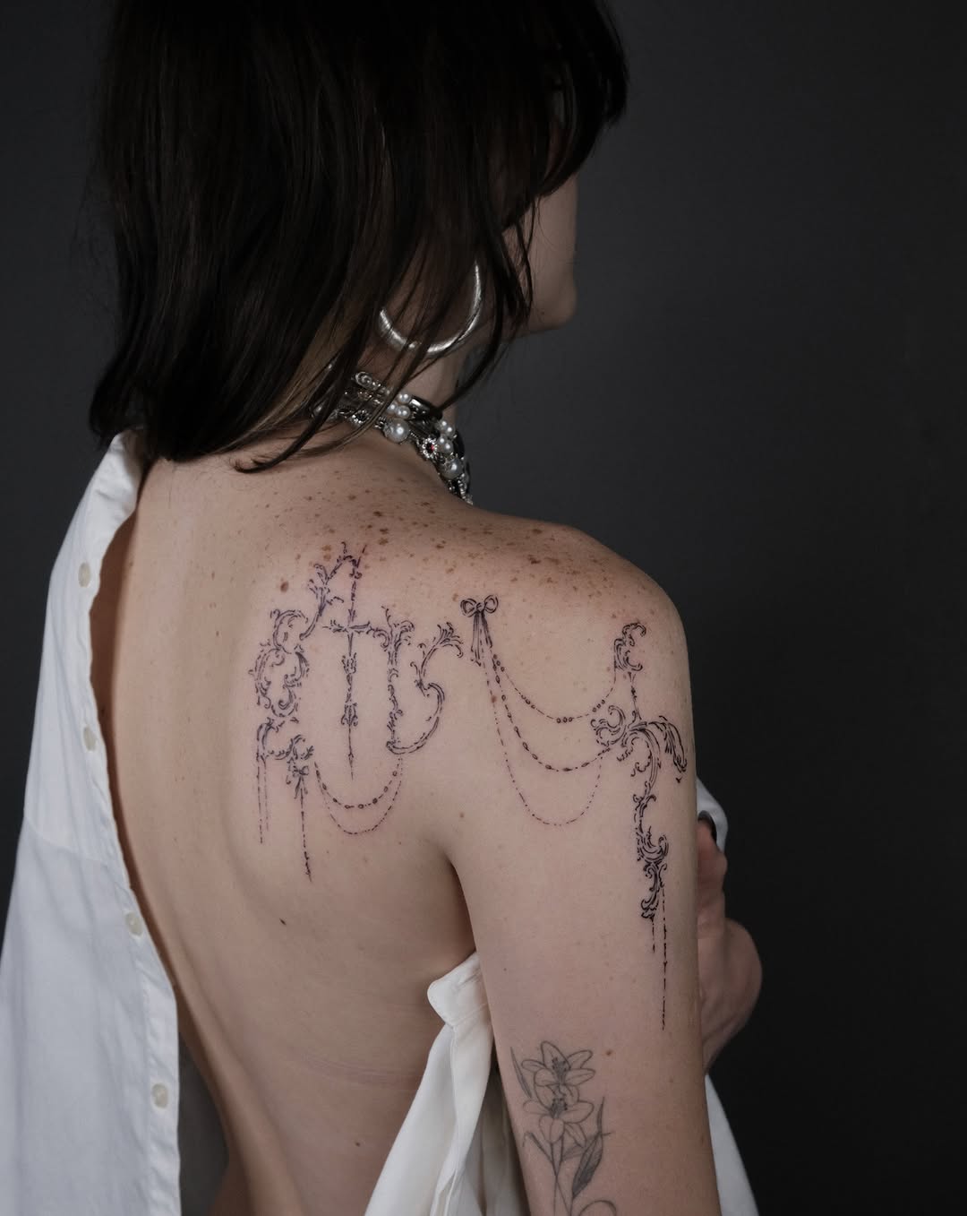 Tattoo by @corina.tattoo — fine_line, ornamental