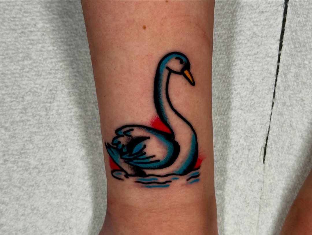 Tattoo by @joebeartattoo β american_traditional