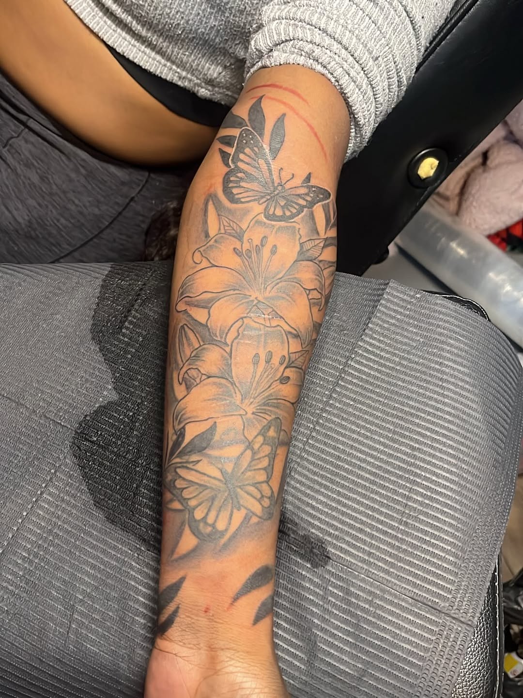 Tattoo by @spicymvstardd — black_and_grey