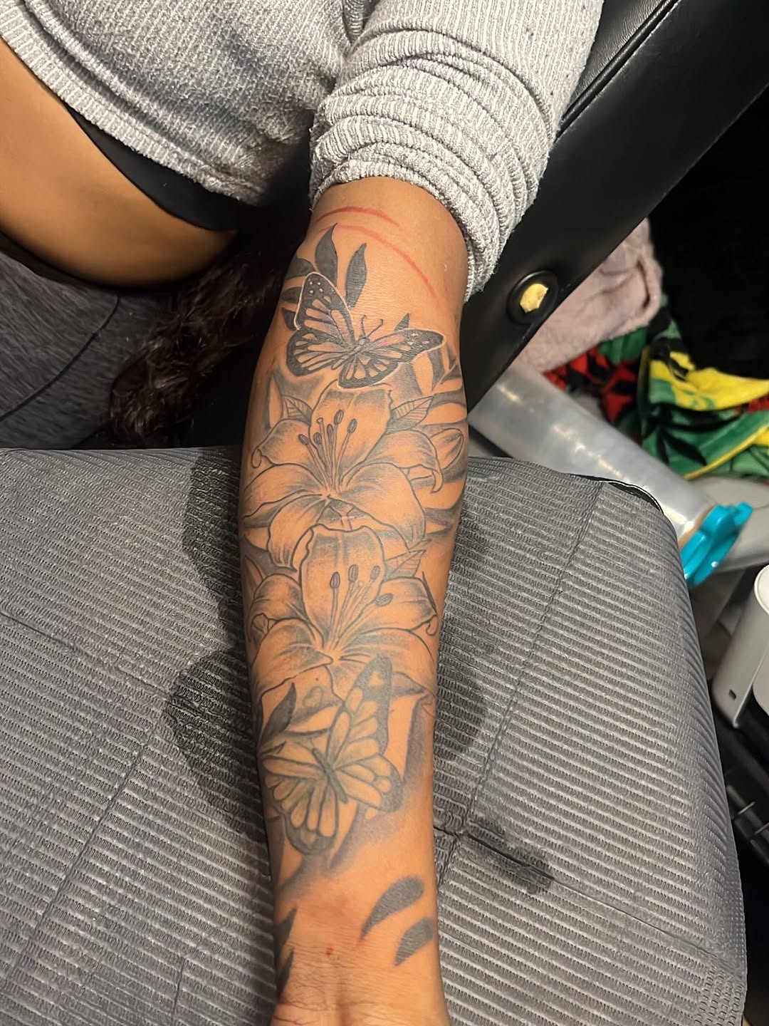 Tattoo by @spicymvstardd — black_and_grey
