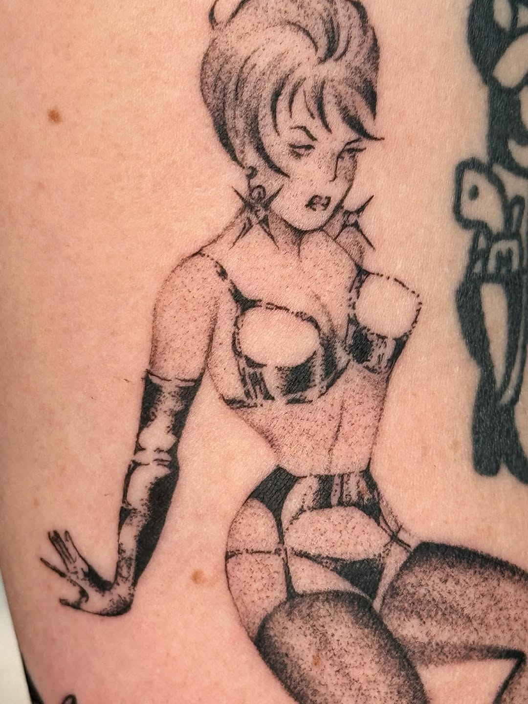 Tattoo by @_jackiesque โ blackwork