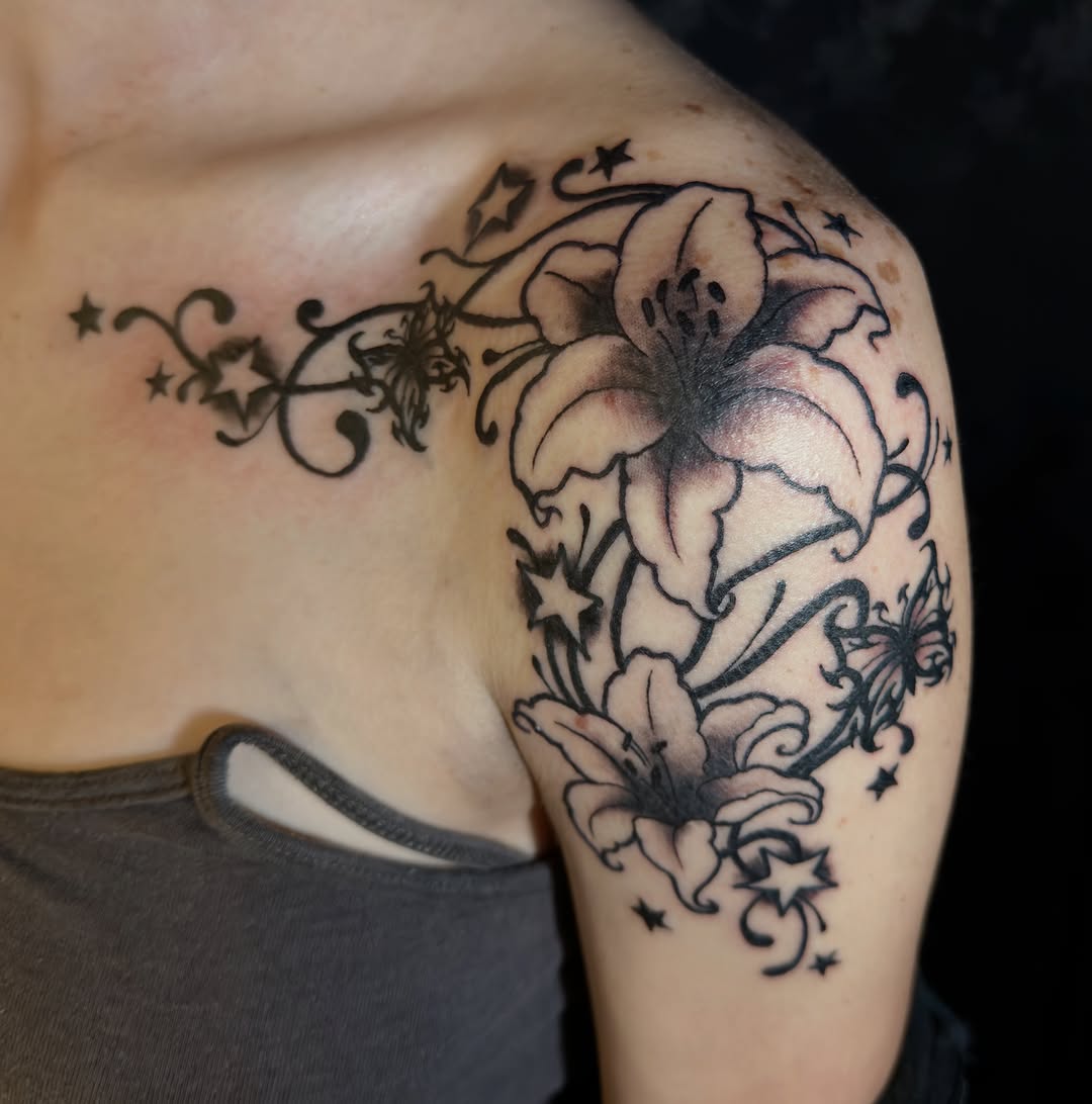 Tattoo by @gothcat.ink β black_and_grey, fine_line