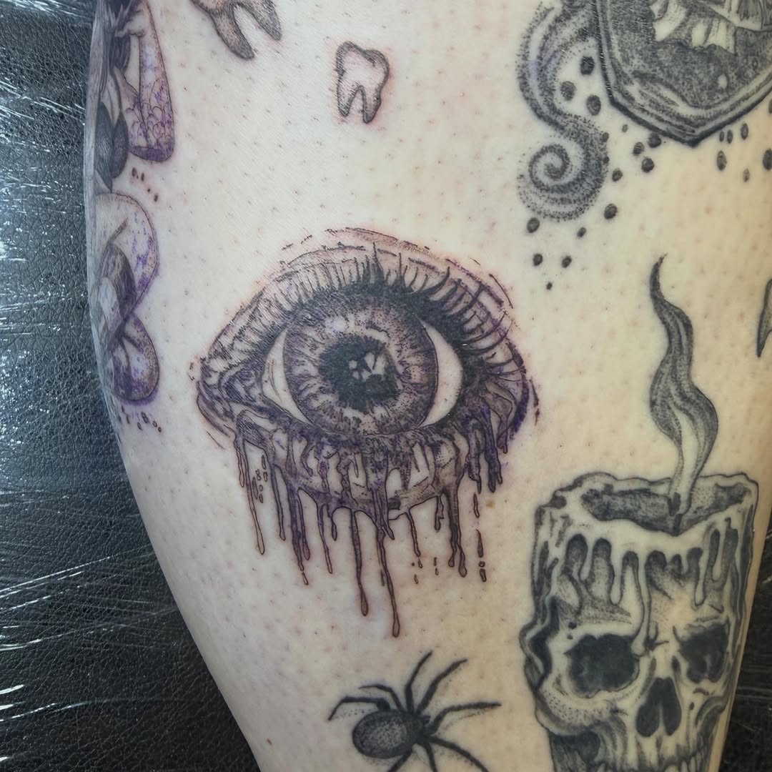 Tattoo by @sacredaura.tattoos — blackwork