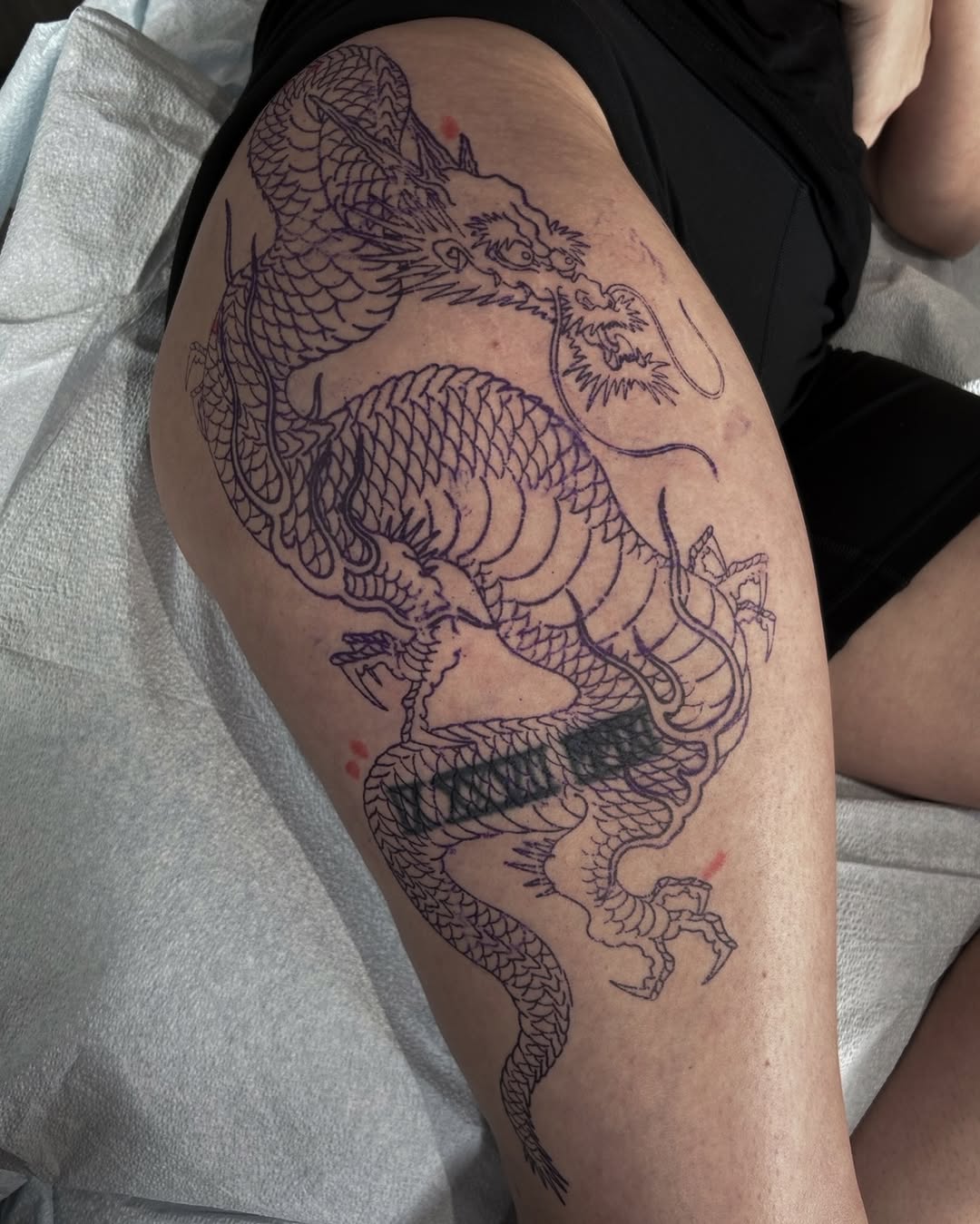 Tattoo by @zakbrochutattoo โ japanese_irezumi