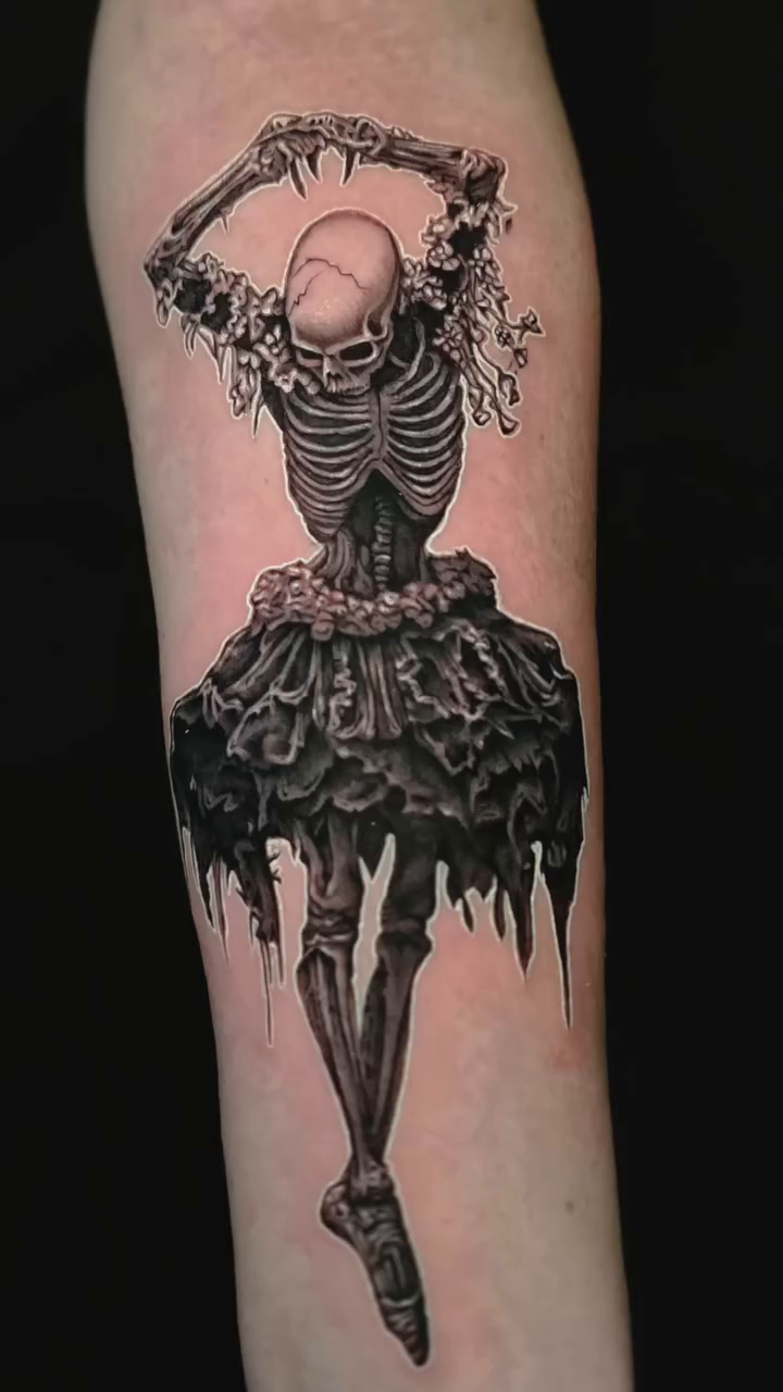 Tattoo by @jakebarneyfromstatefarm — blackwork