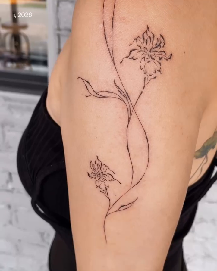 Tattoo by @rubyruby_tattoo — fine_line
