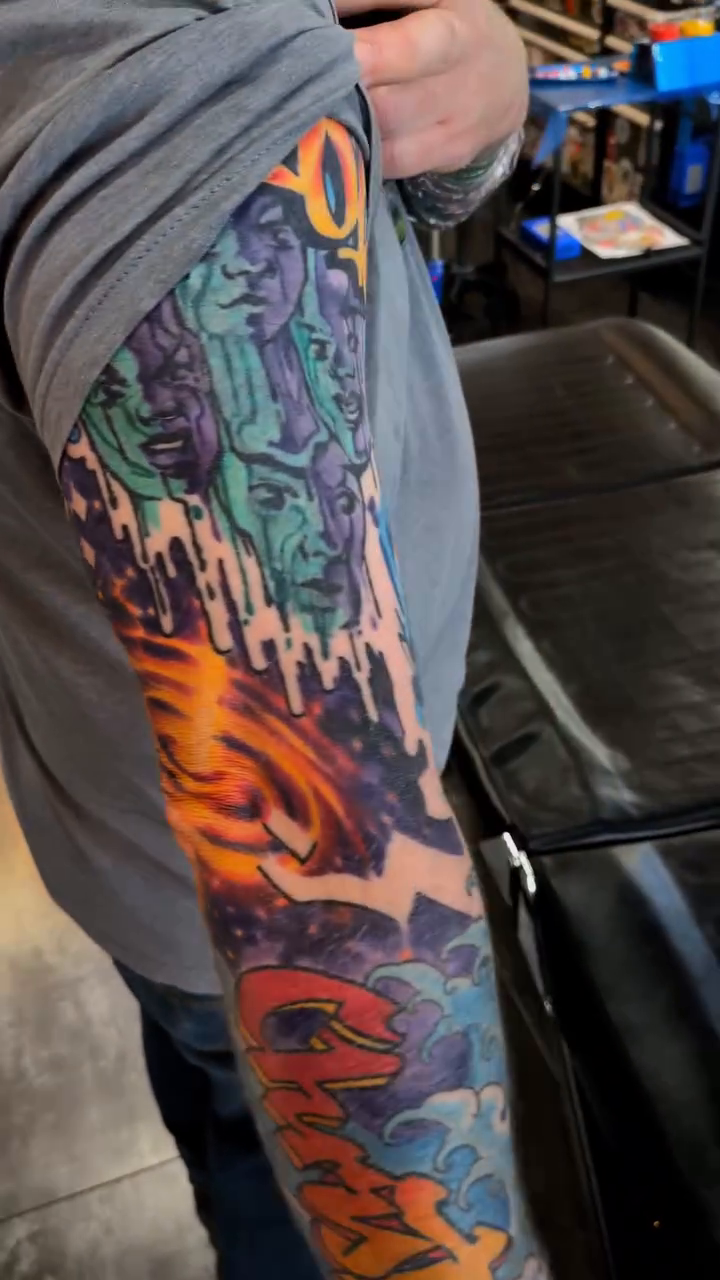 Tattoo by @skrazilla โ neo_traditional