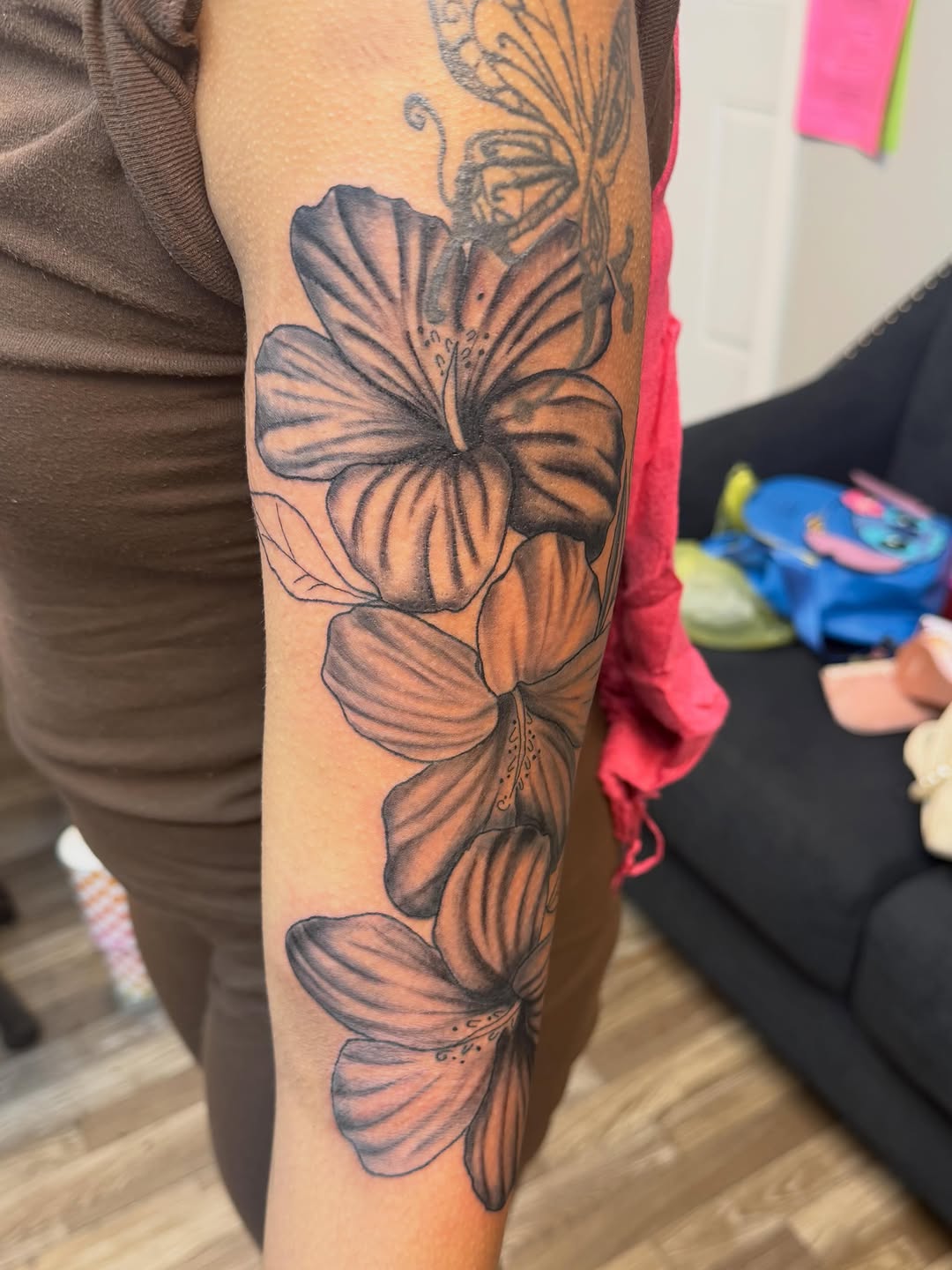 Tattoo by @xandreadavis — black_and_grey