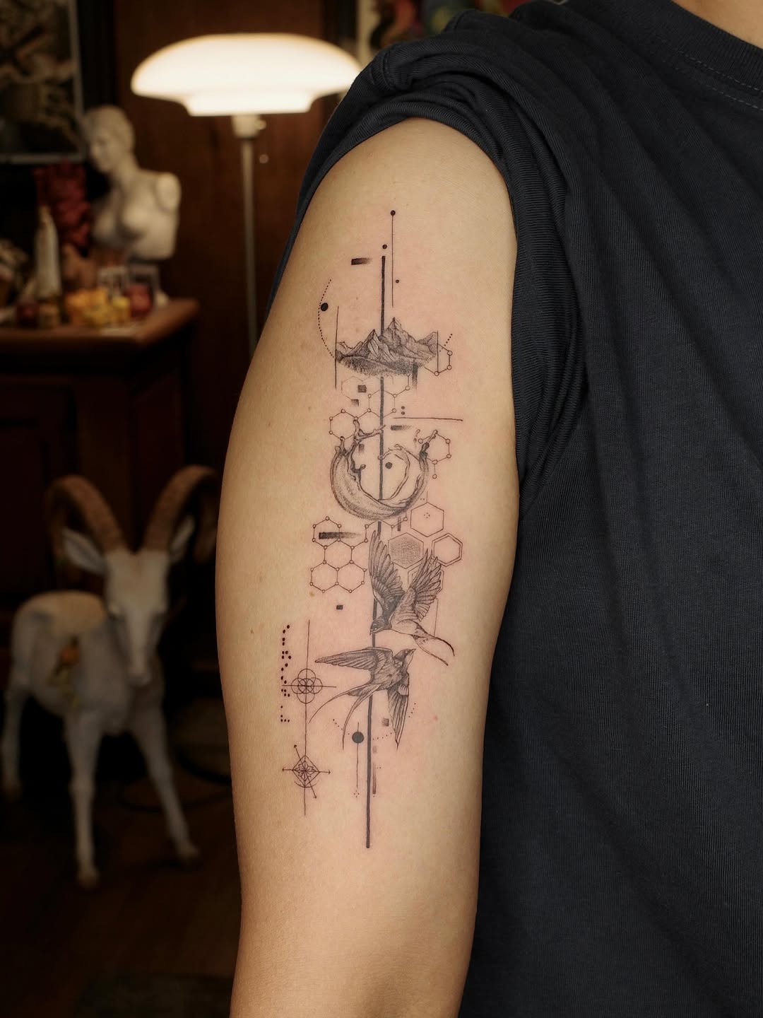 Tattoo by @gf.tattookorat — fine_line, geometric