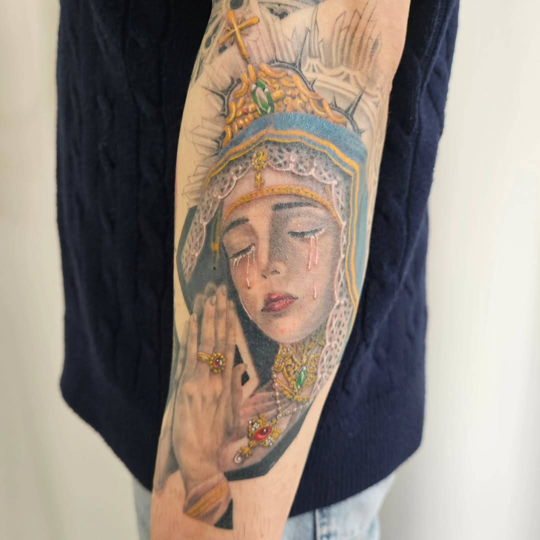 Tattoo by @hermin_tattoo โ realism