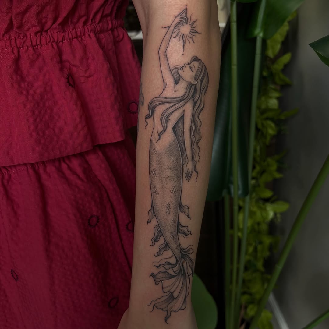 Tattoo by @haileybtats — fine_line