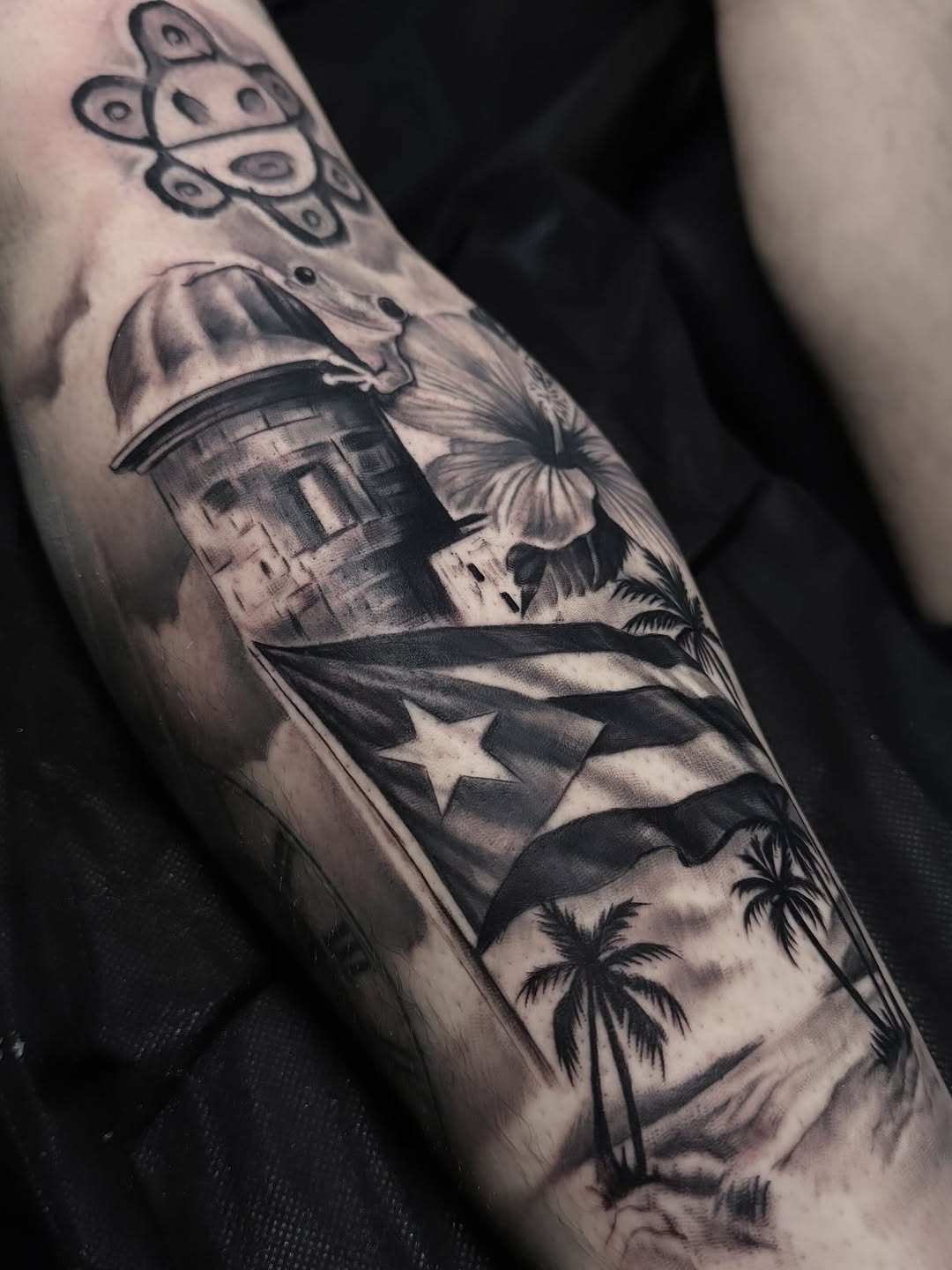 Tattoo by @tatt2ant — realism, black_and_grey