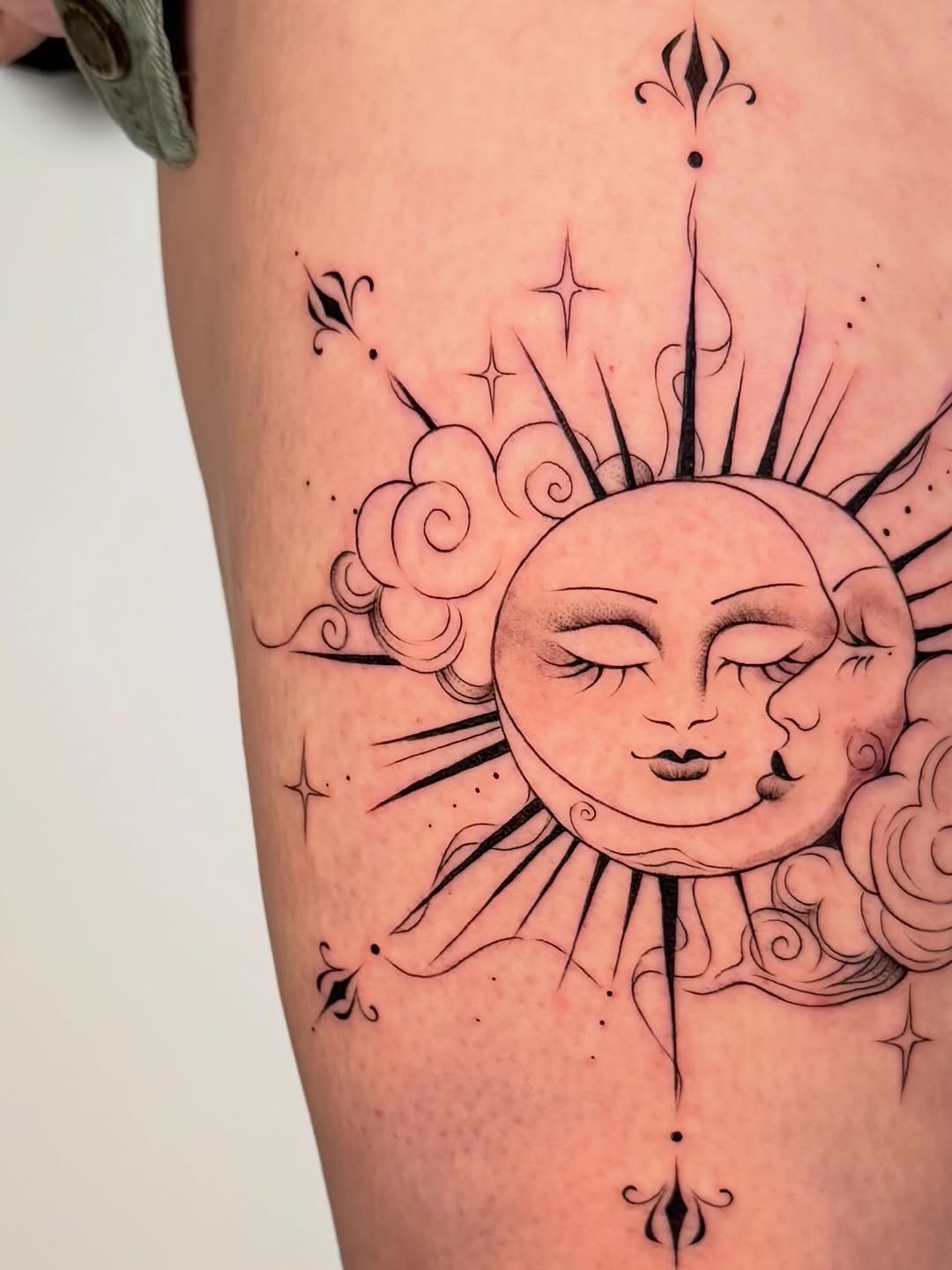 Tattoo by @ry.lynn.tattoos โ fine_line