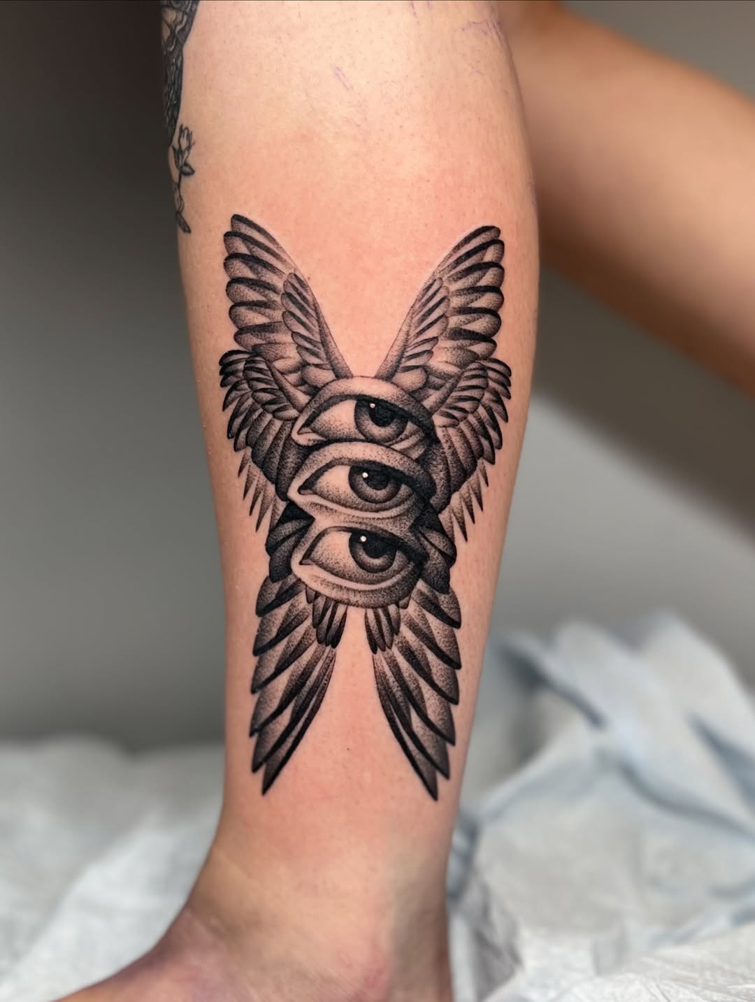 Tattoo by @ilenadoodles β dotwork, black_and_grey