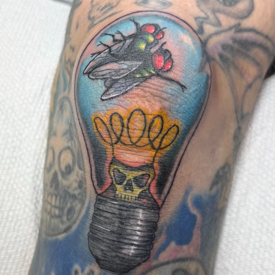 Tattoo by @krasuetattoo — new_school, realism