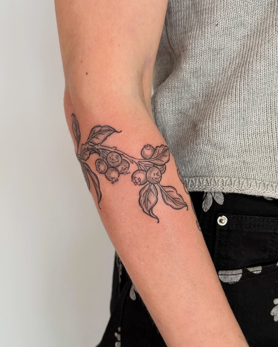 Tattoo by @tattoo.mariah — illustrative, fine_line
