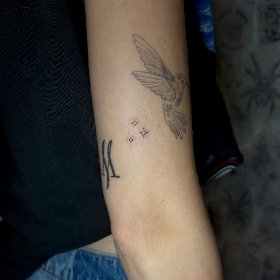 Tattoo by @danelletattoos — fine_line, illustrative