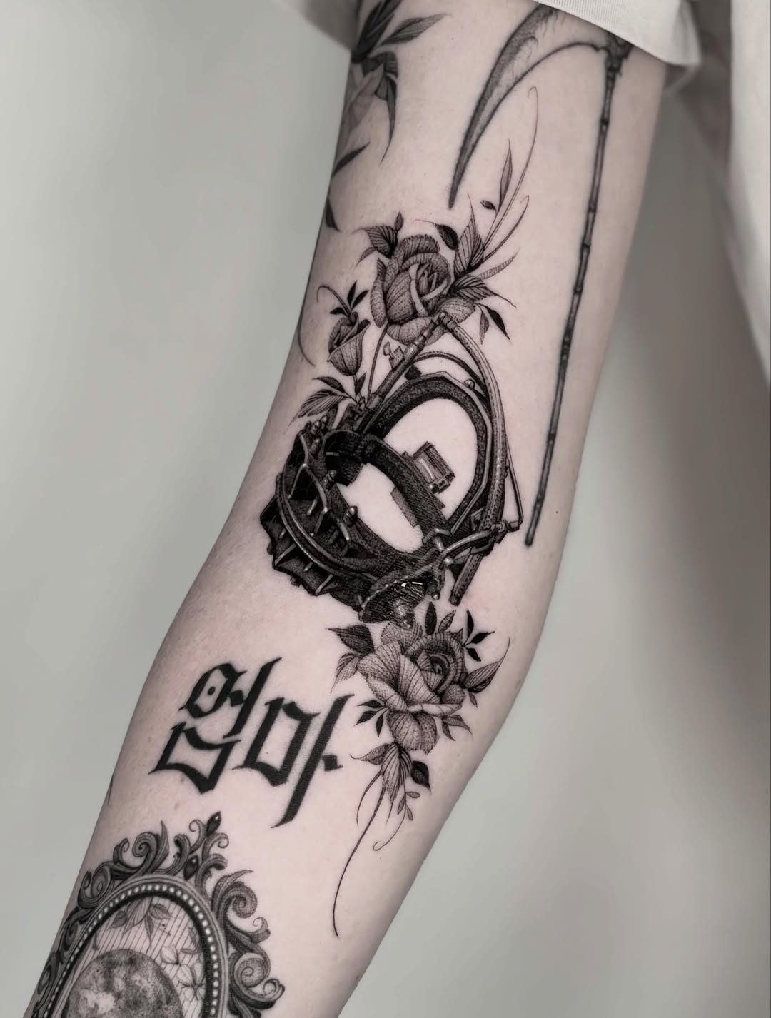 Tattoo by @brittnaami β black_and_grey, illustrative