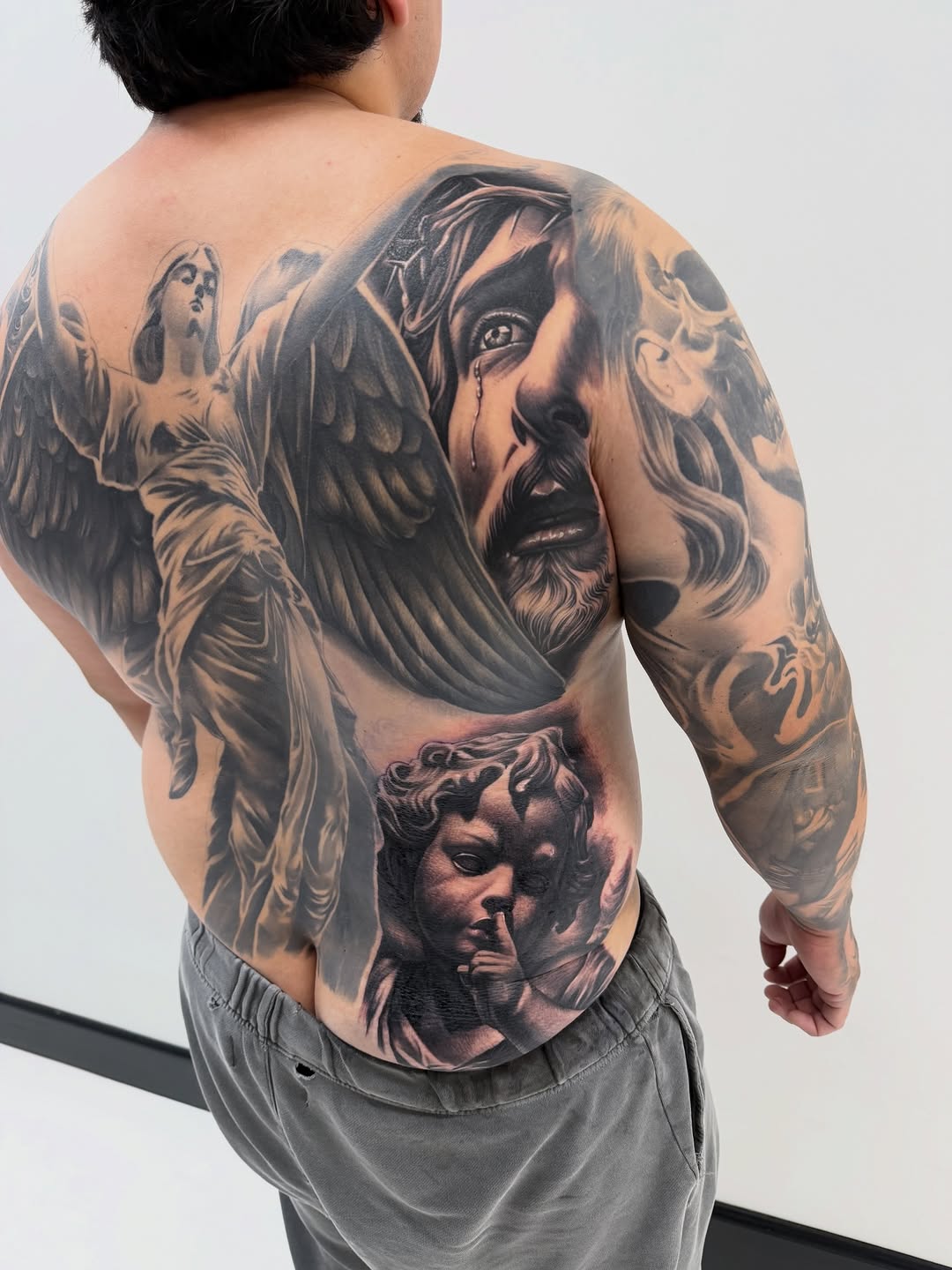 Tattoo by @la.wry โ realism, black_and_grey