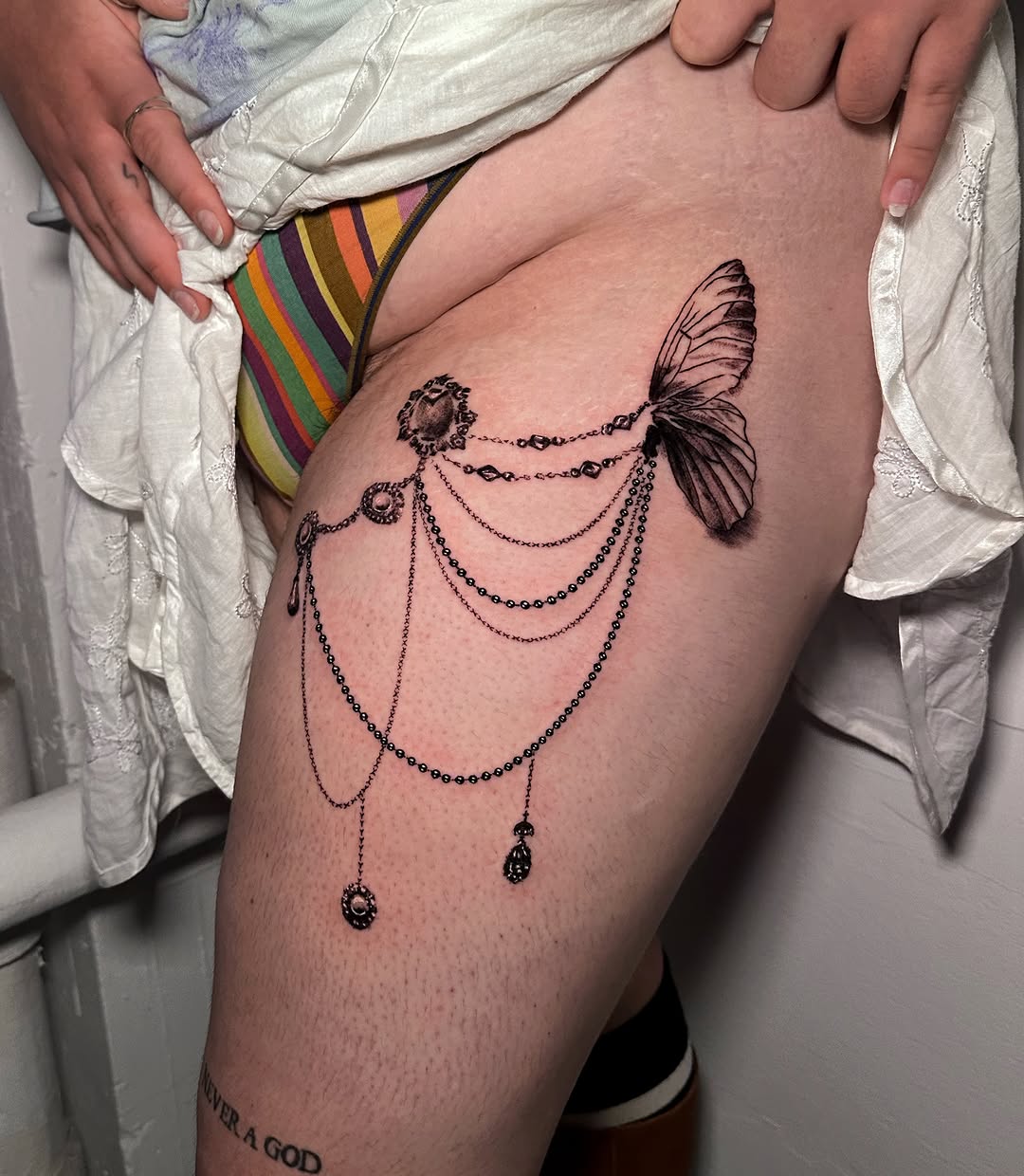 Tattoo by @sexytattoofactory — fine_line, illustrative