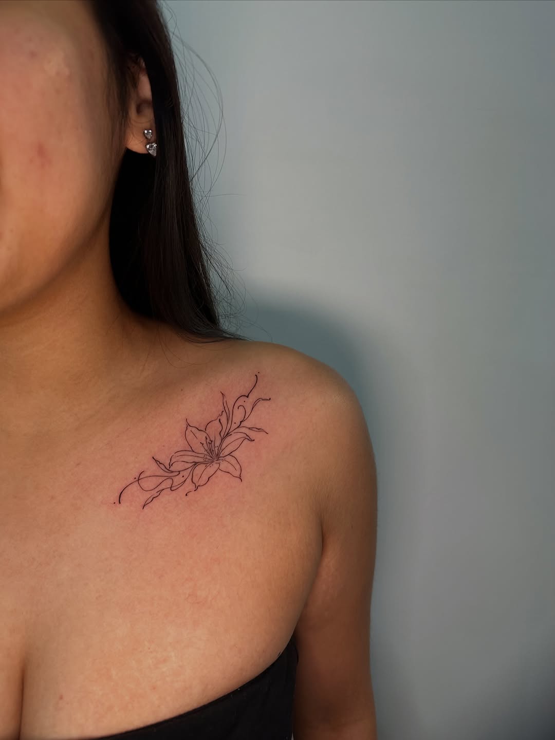 Tattoo by @dirtydianna_tatts โ fine_line