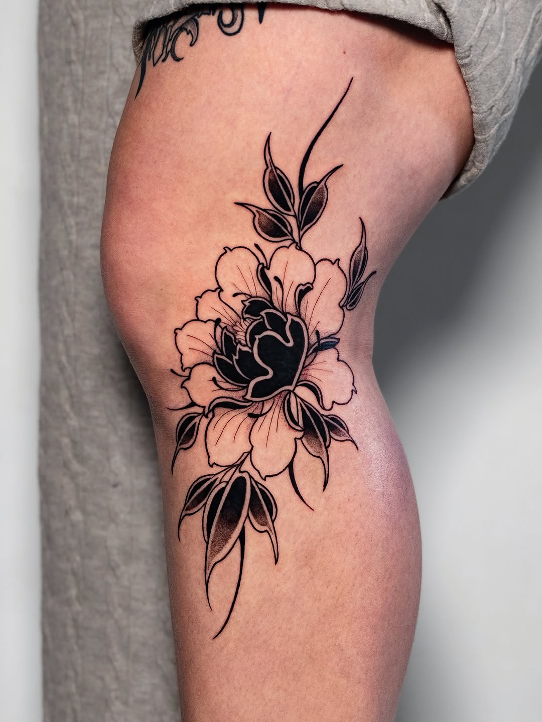 Tattoo by @hvy_krm β blackwork