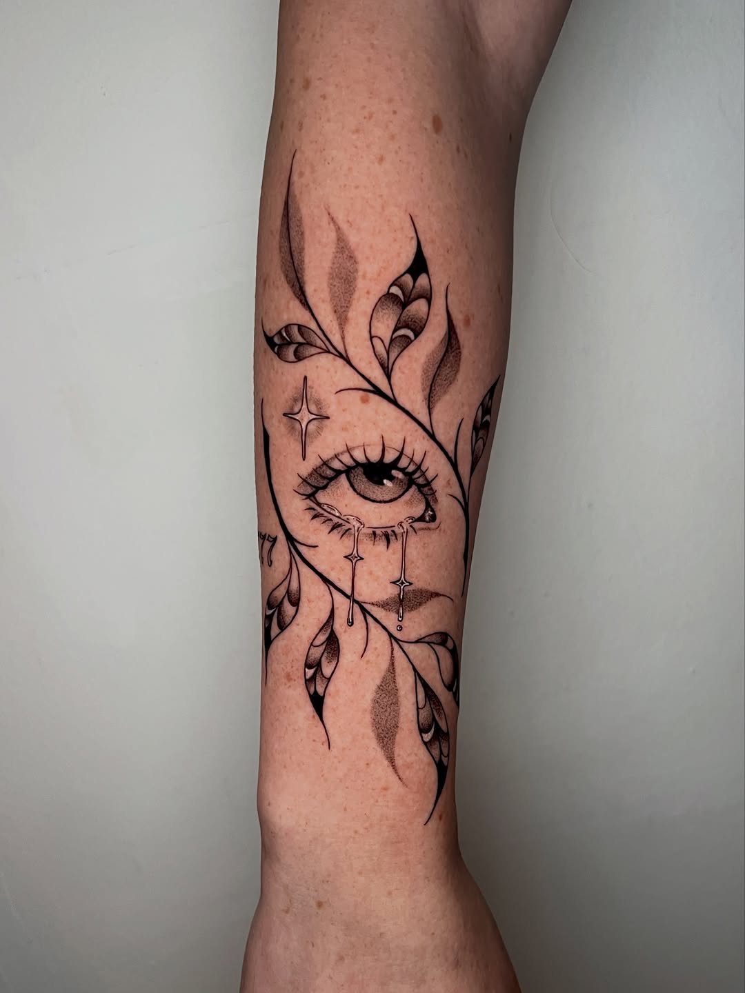 Tattoo by @bloodkimchi β fine_line