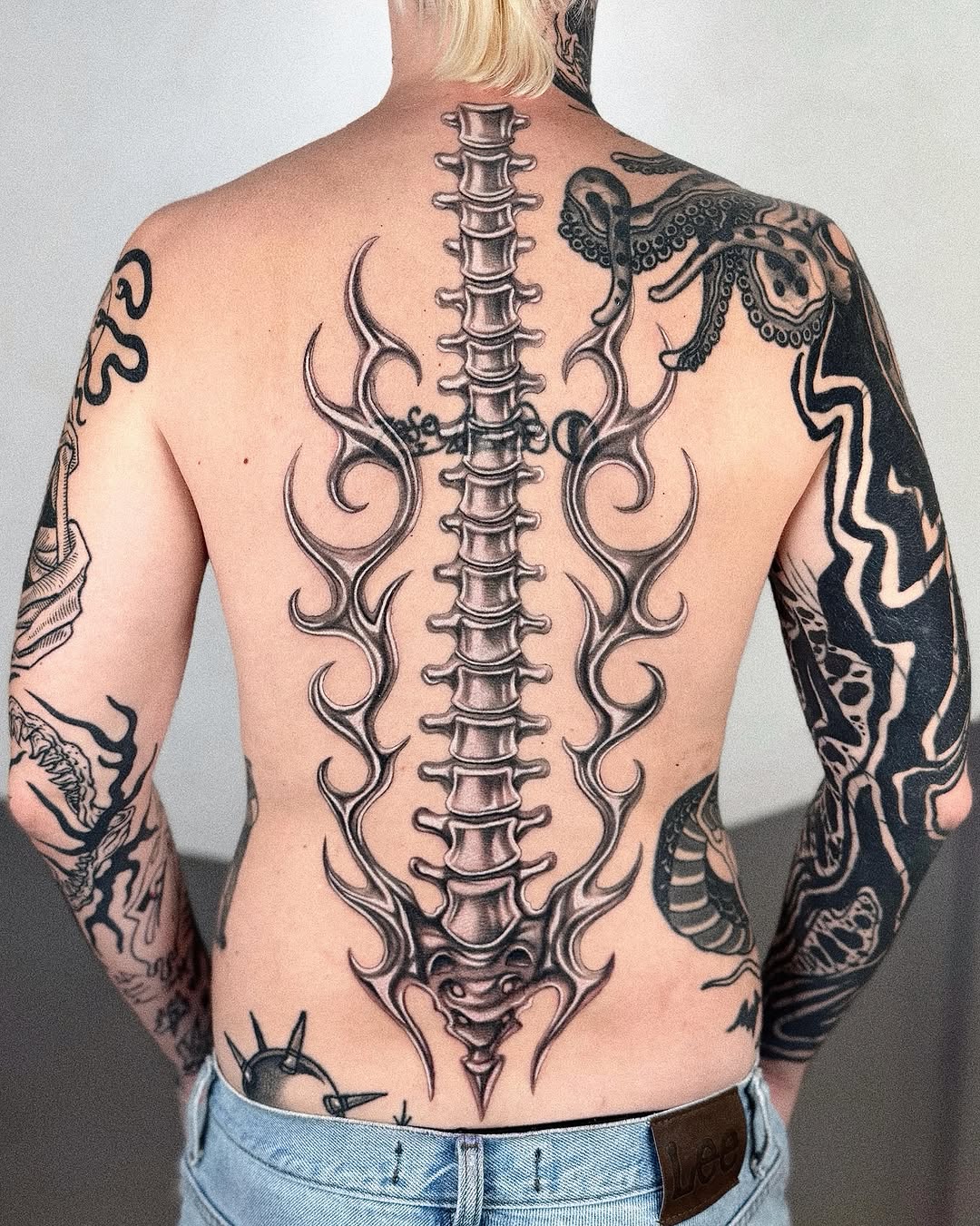 Tattoo by @mathisxavier.tattoo — blackwork, illustrative