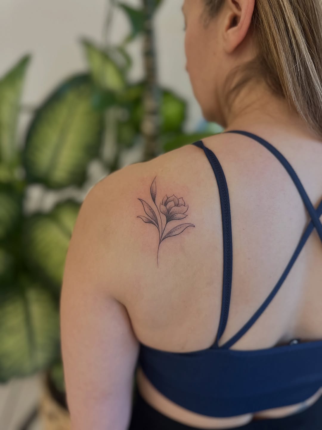 Tattoo by @tattoosbyric — fine_line