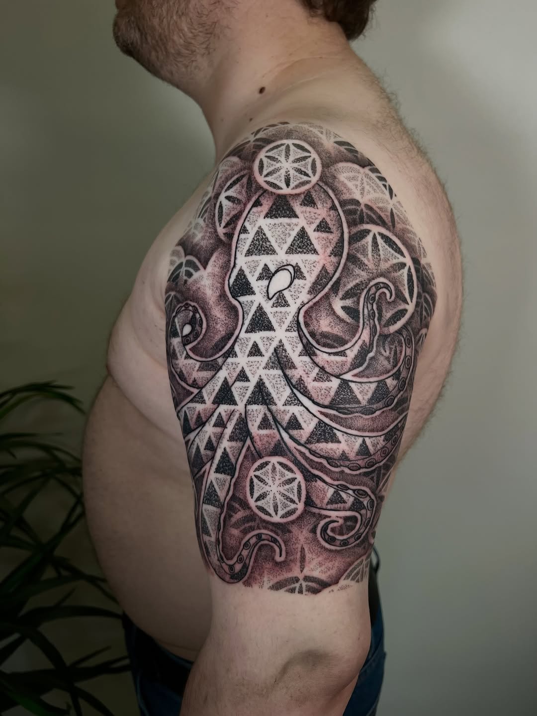 Tattoo by @thebig_rosstattoo — dotwork, geometric