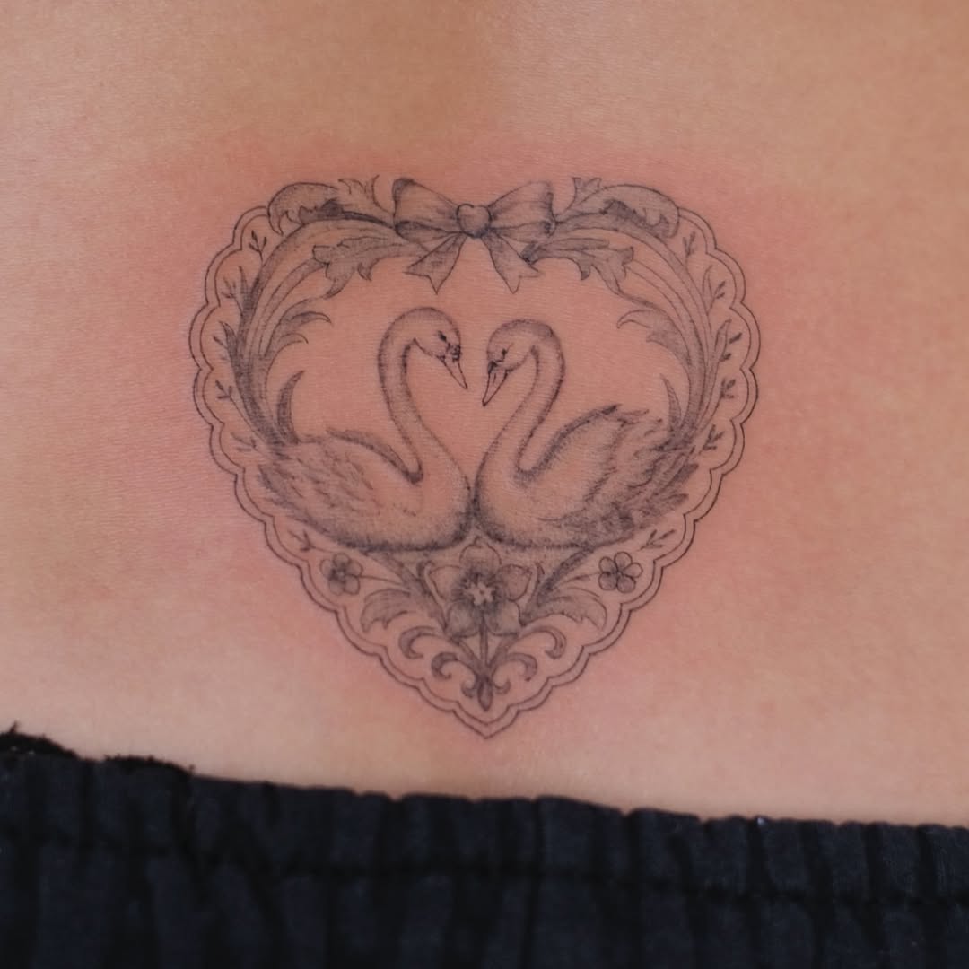 Tattoo by @lusi.ne.tattoo — black_and_grey, ornamental