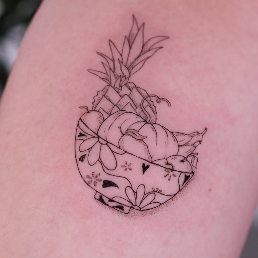Tattoo by @lusi.ne.tattoo — fine_line, dotwork