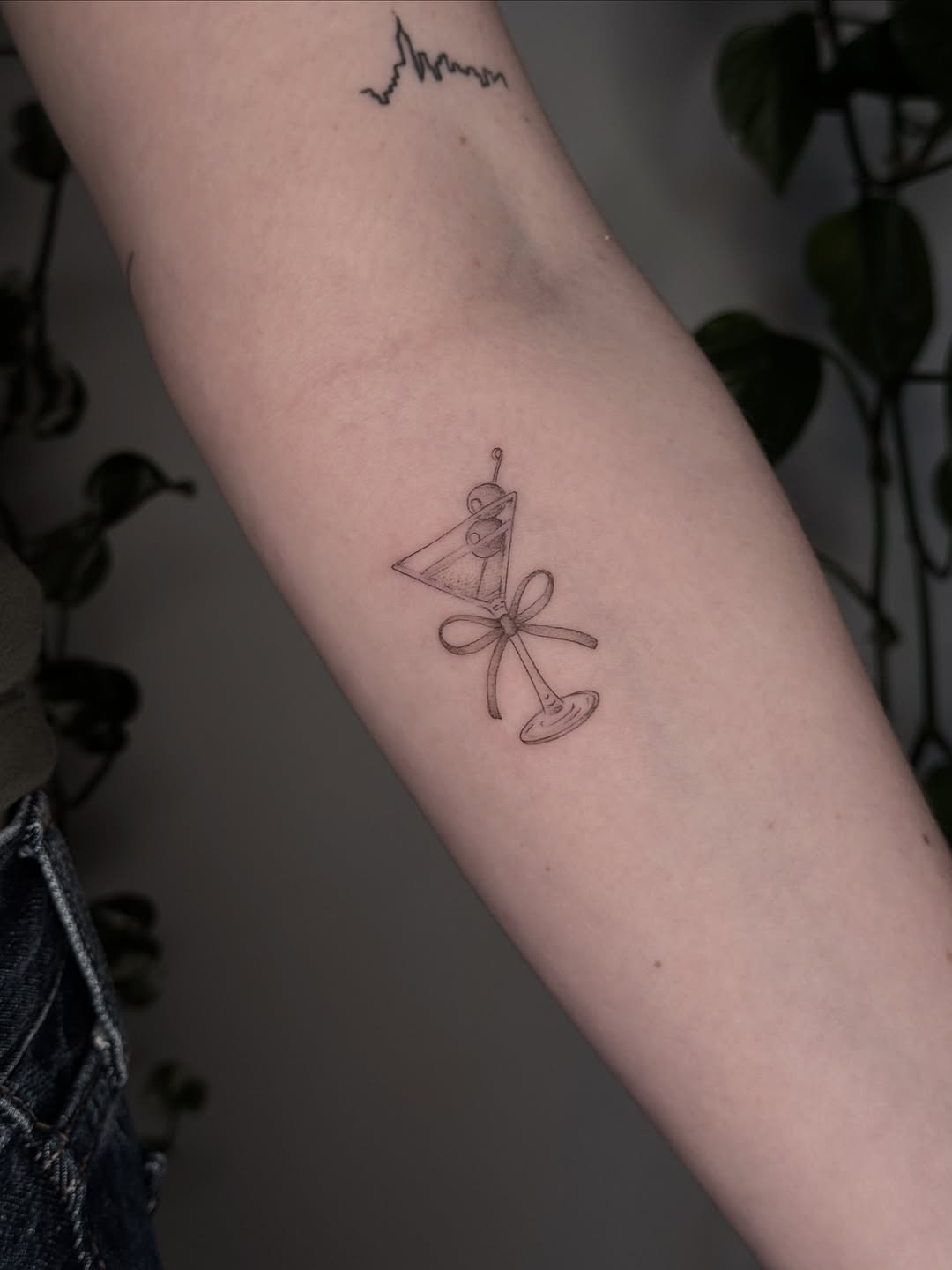 Tattoo by @inkdbyjasmine — fine_line, illustrative