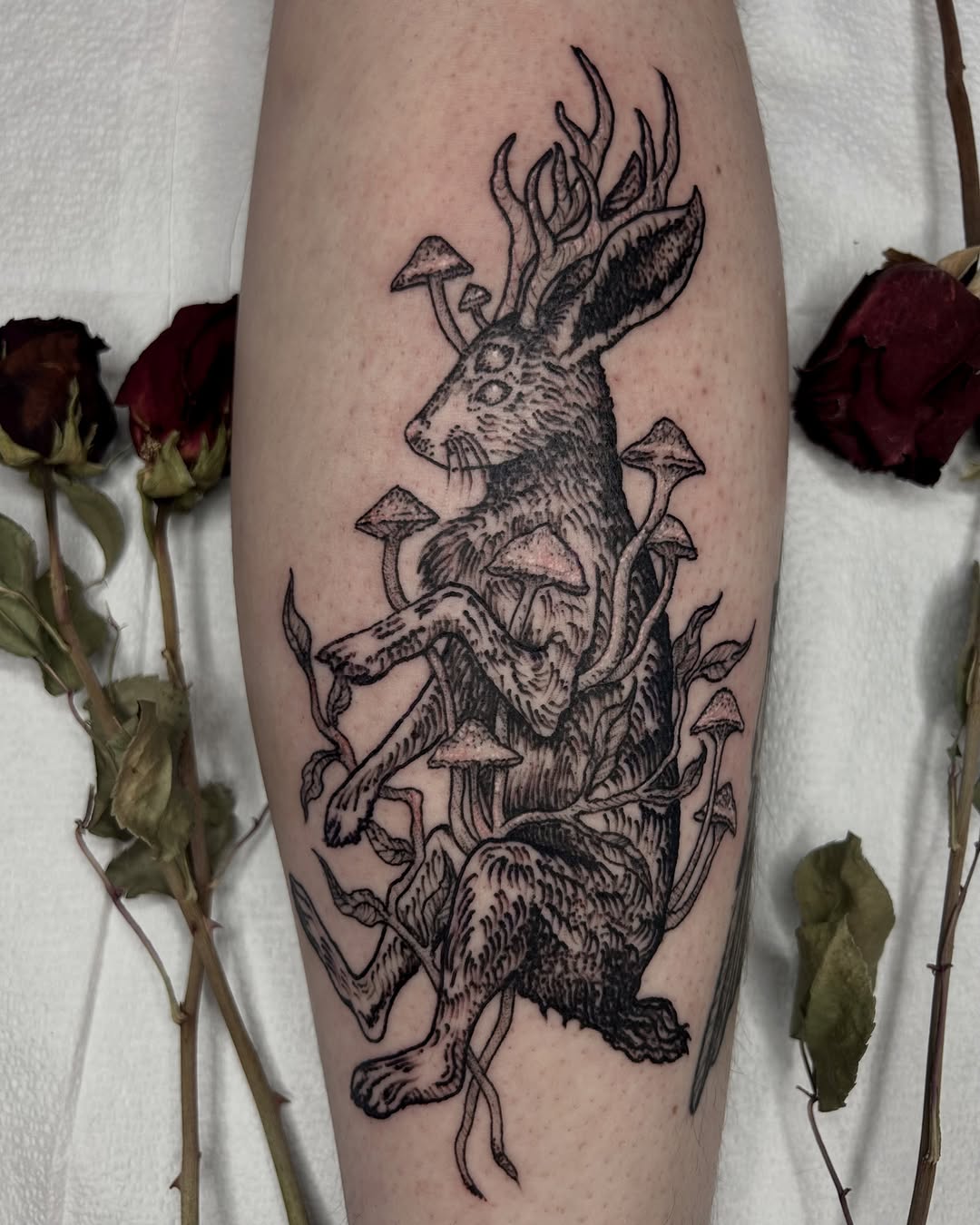 Tattoo by @_nyland โ blackwork