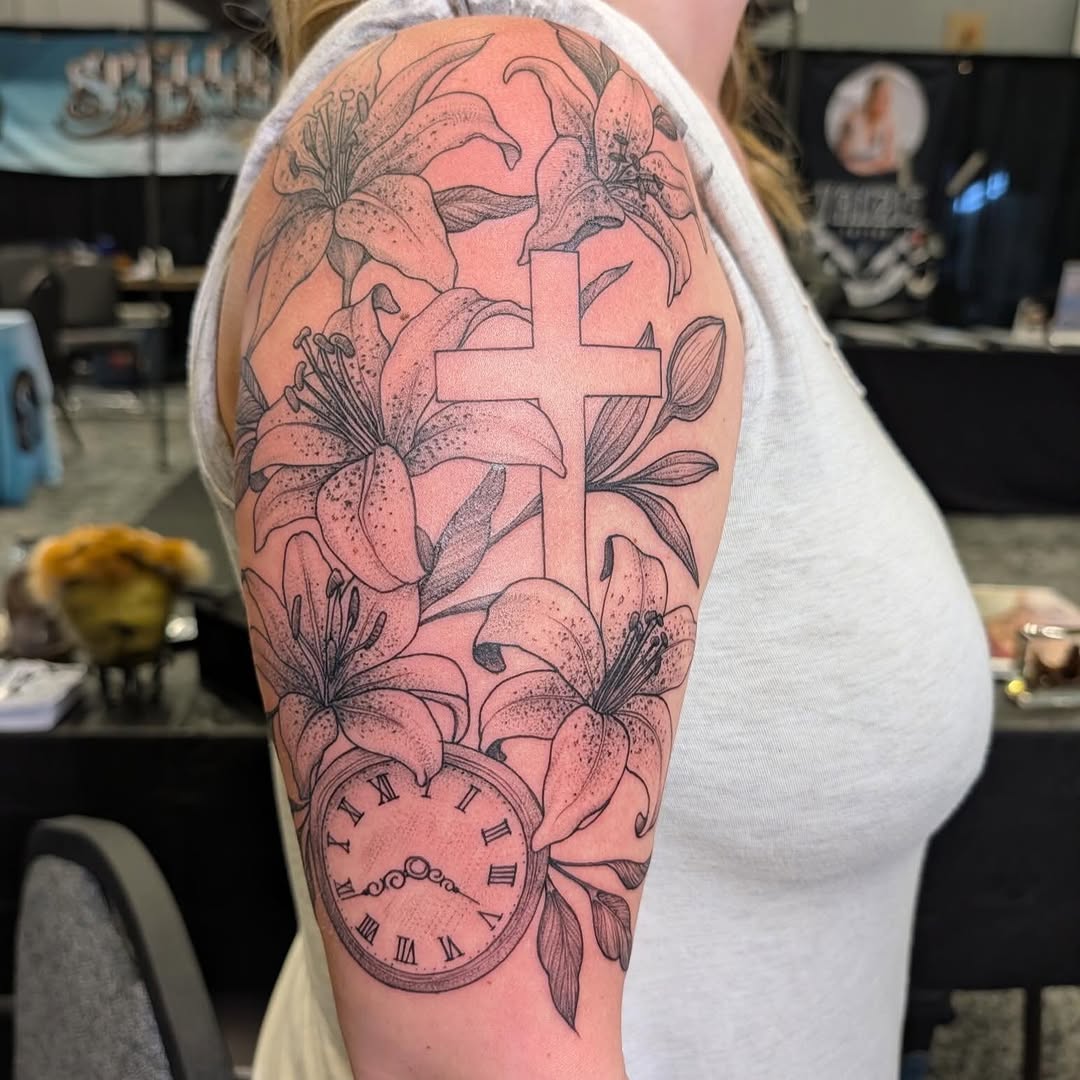 Tattoo by @heathstudiosandtattoo โ black_and_grey, realism