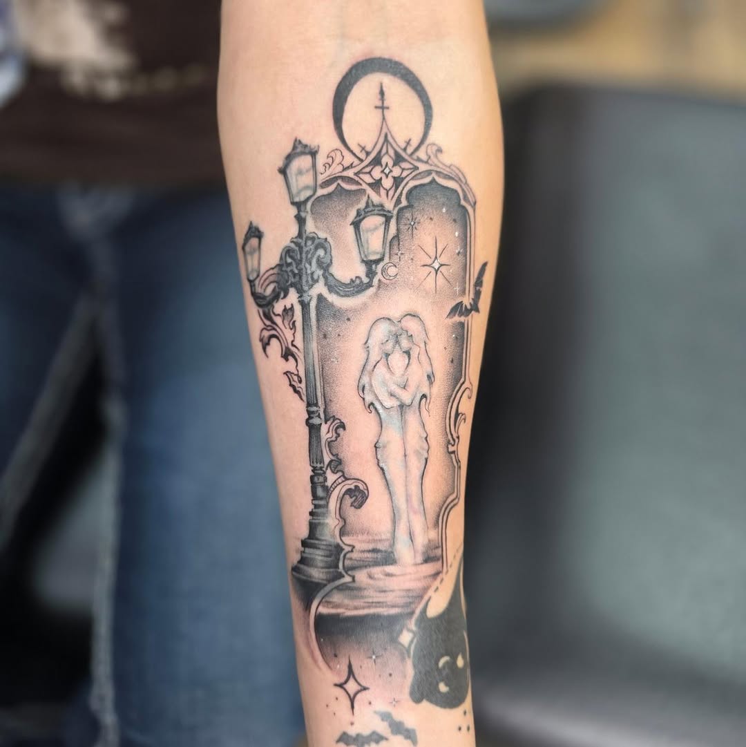 Tattoo by @lizzywiglz — black_and_grey, dark_realism