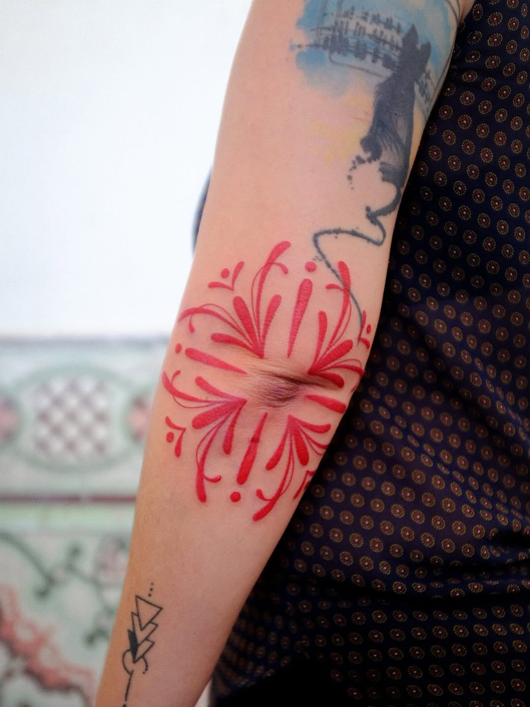 Tattoo by @calathea.ttt — fine_line, ornamental
