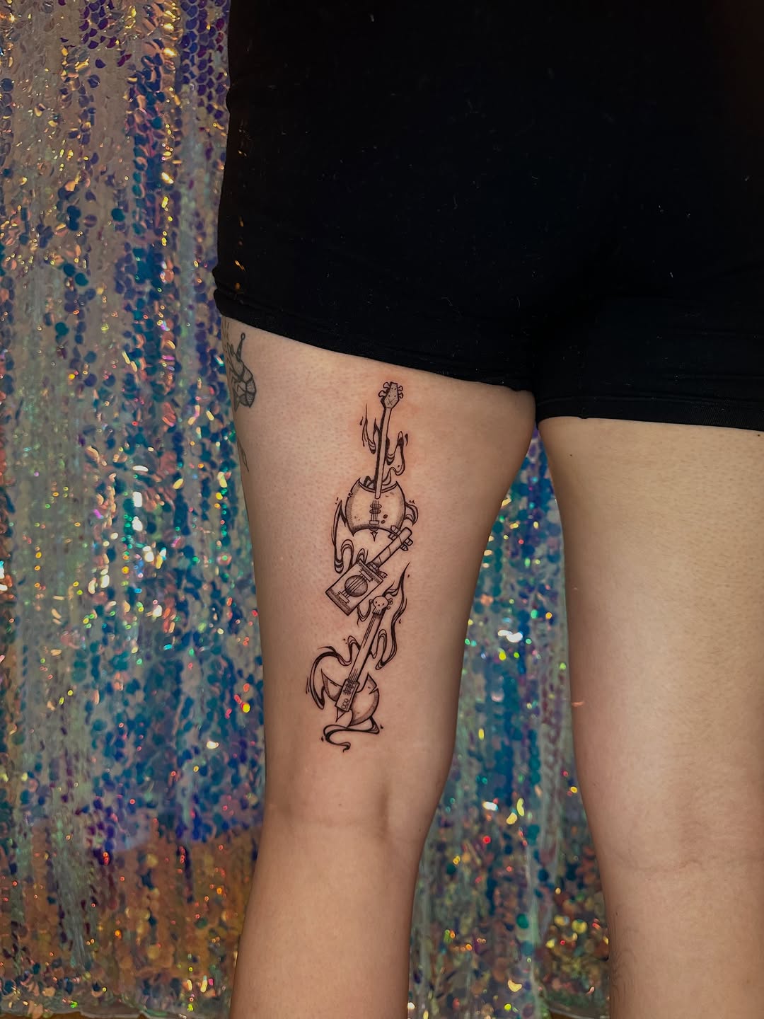 Tattoo by @t4ttattoo โ fine_line