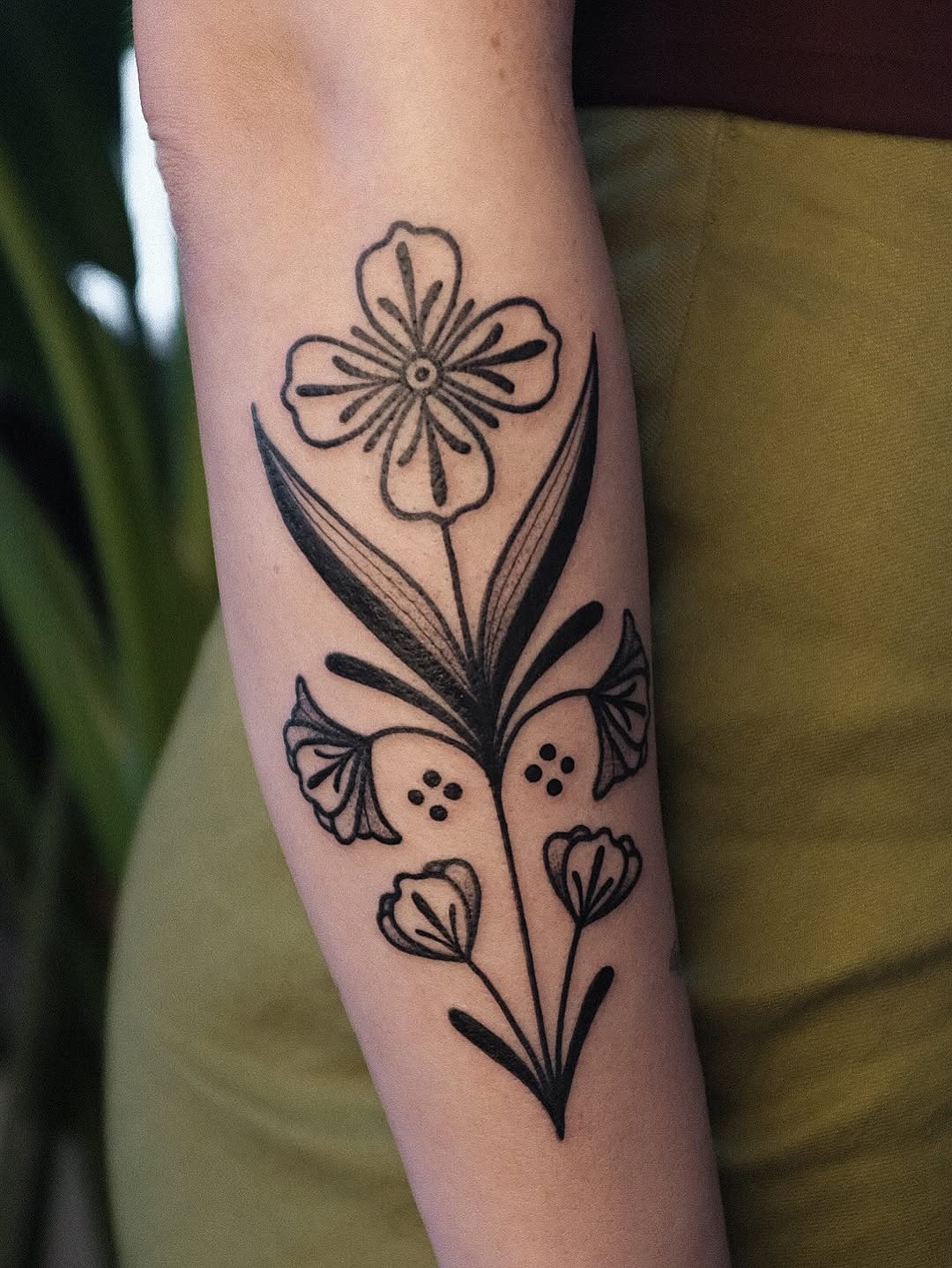 Tattoo by @calathea.ttt — fine_line
