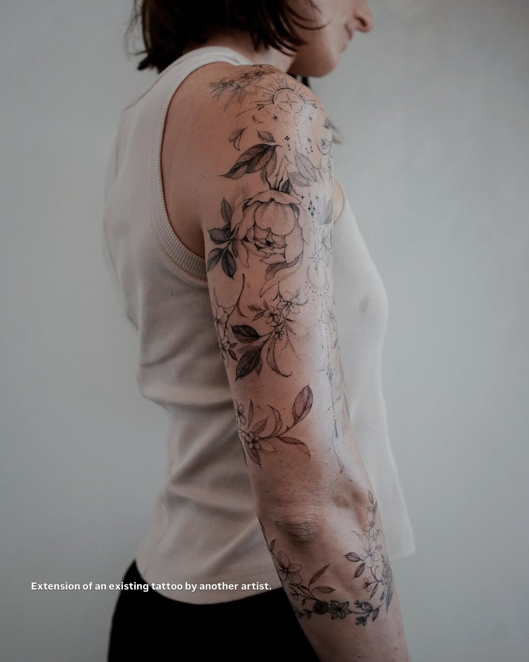 Tattoo by @yeonji_heart โ fine_line, illustrative