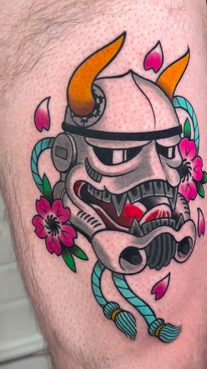 Tattoo by @passaperatattoos — neo_traditional, black_and_grey