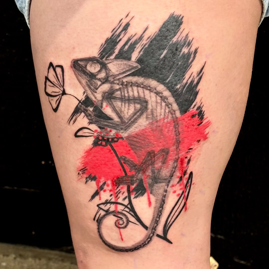 Tattoo by @songsparrowink — trash_polka, realism