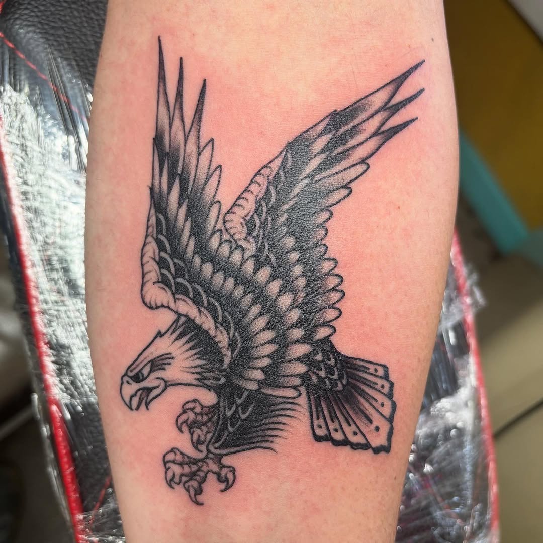 Tattoo by @gonzyiink_208 — american_traditional, black_and_grey