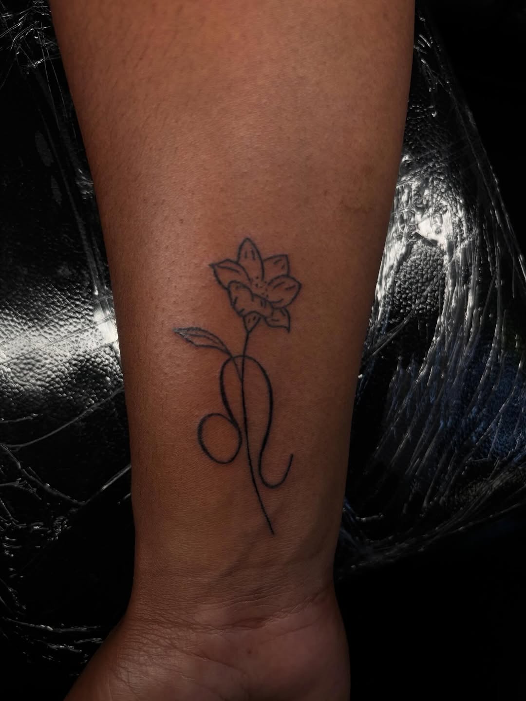 Tattoo by @swagthatheals — fine_line, illustrative