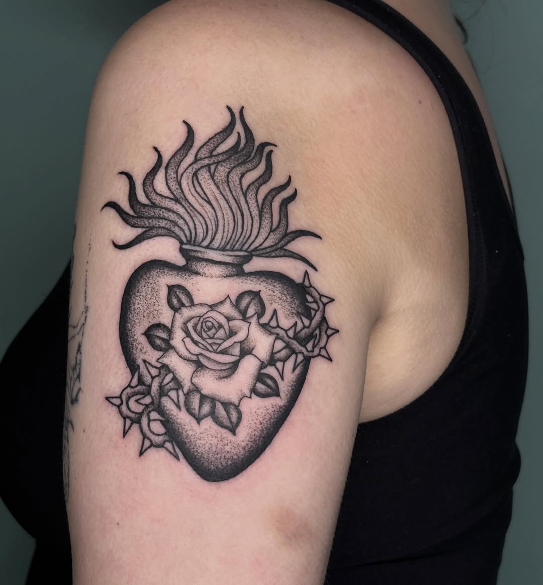 Tattoo by @sydthekidtattoos — blackwork