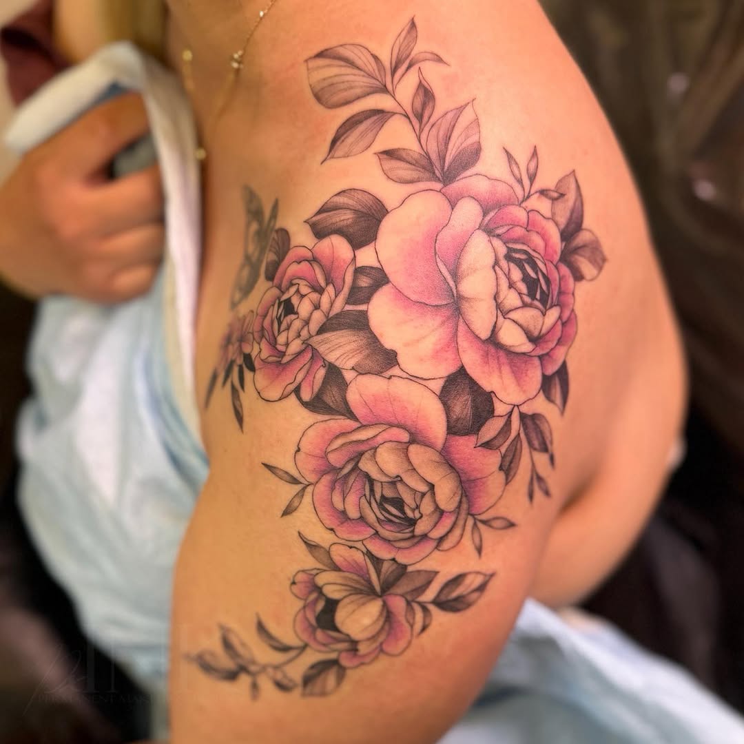 Tattoo by @pxinkpmutattoos โ black_and_grey