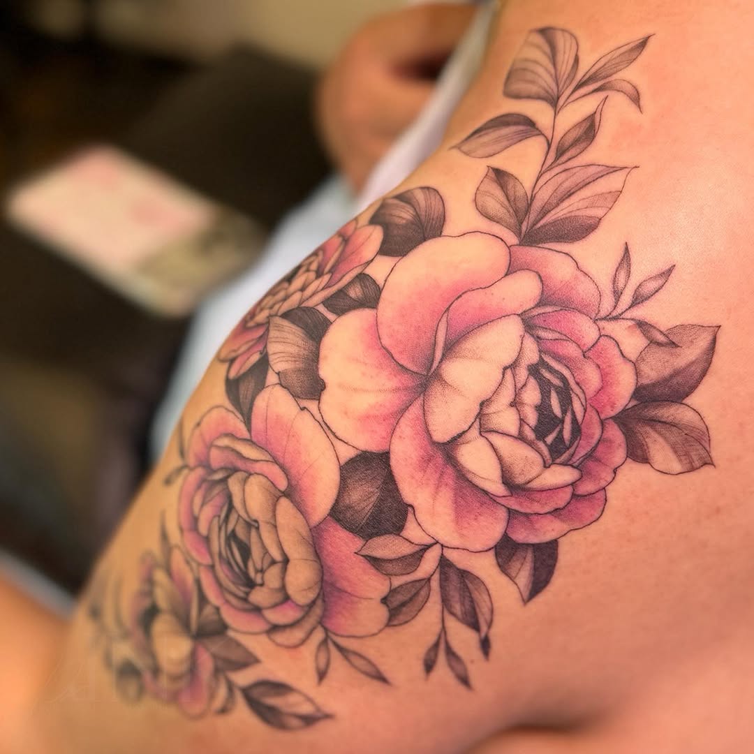 Tattoo by @pxinkpmutattoos โ black_and_grey