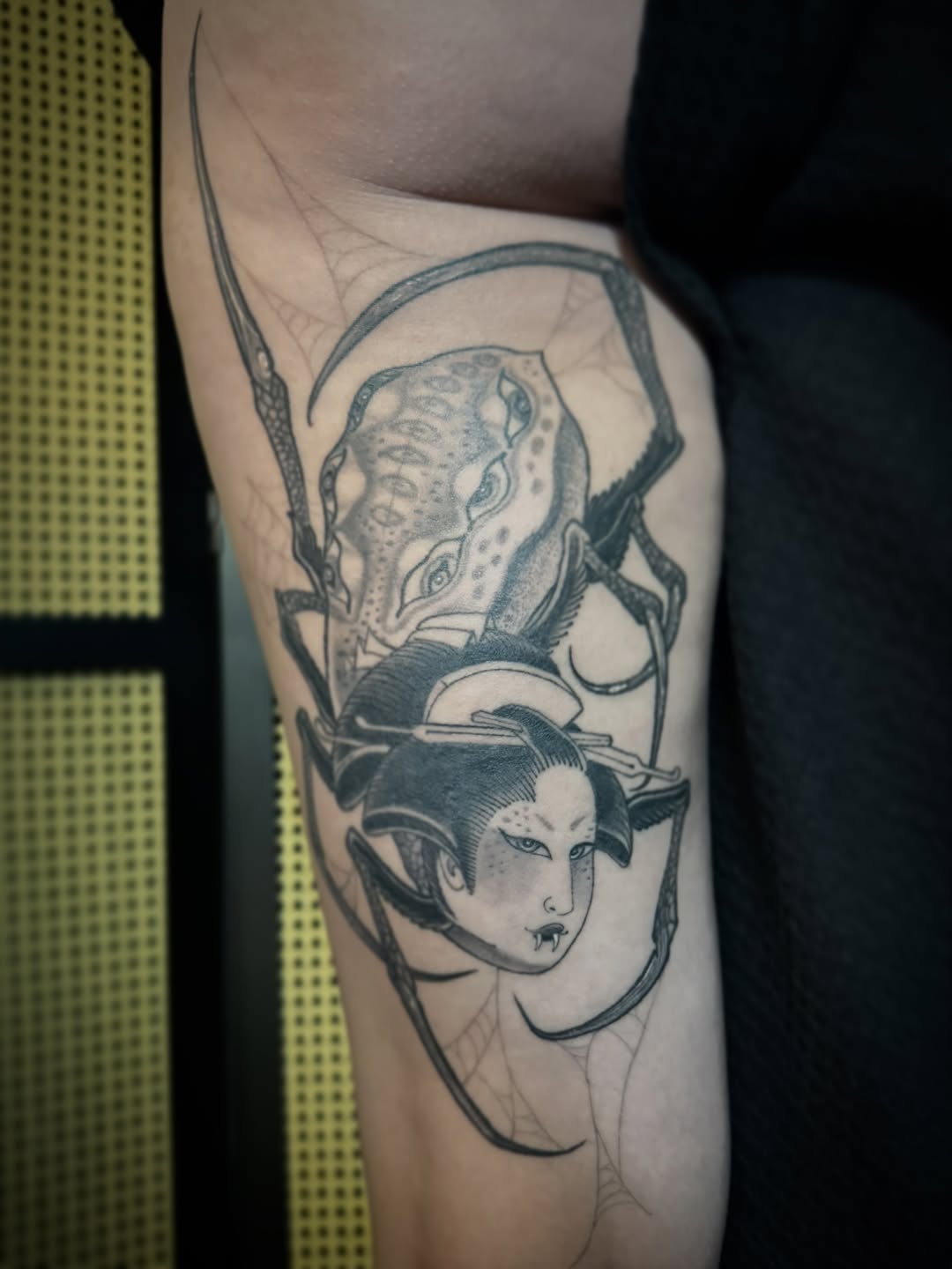 Tattoo by @ladywilson.tattoo โ japanese_irezumi, black_and_grey