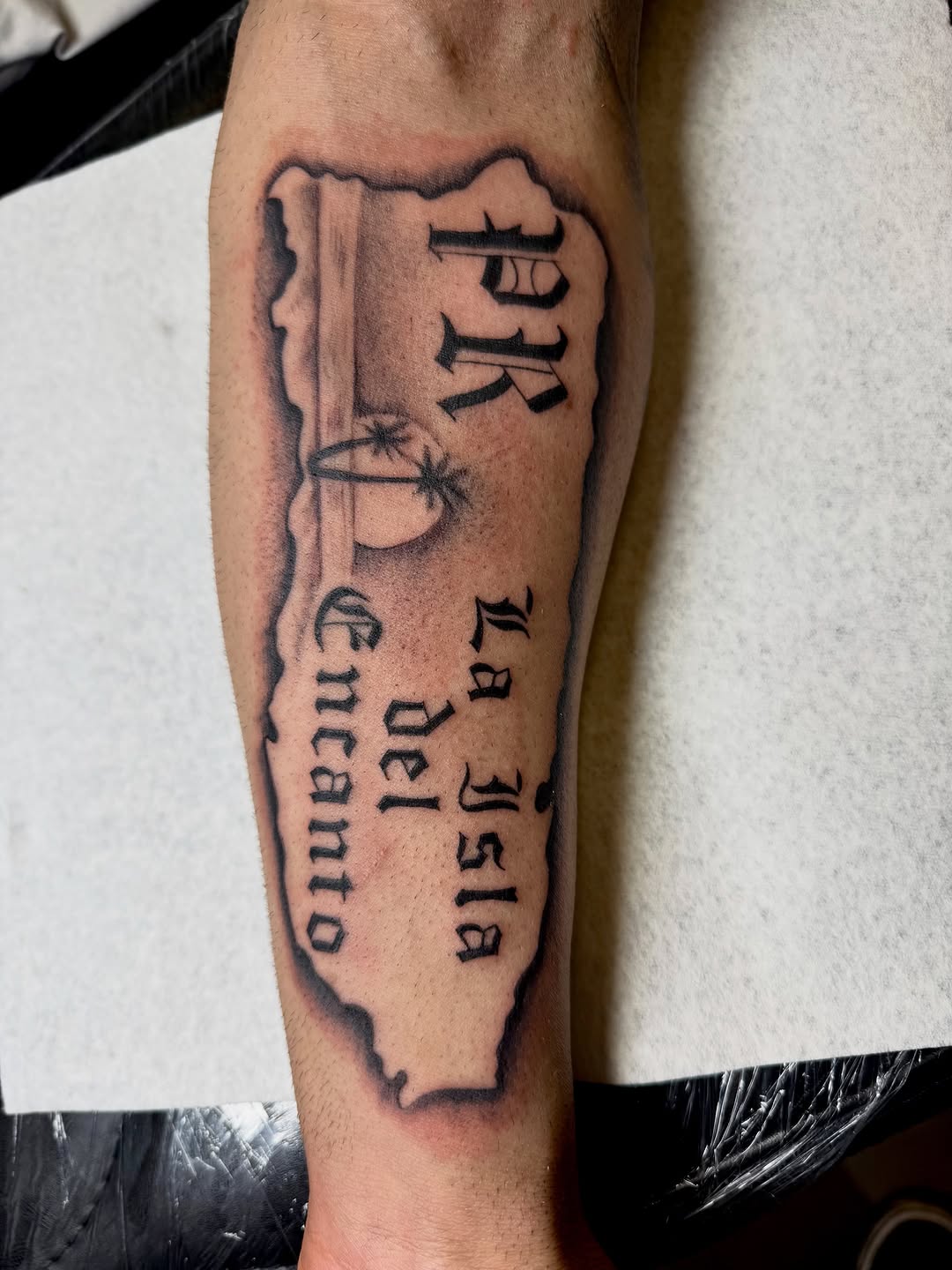 Tattoo by @jerryluckycat — lettering_script, black_and_grey