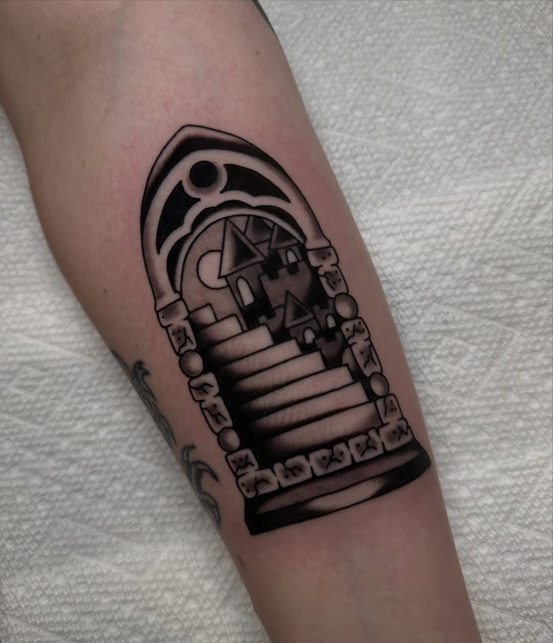 Tattoo by @katierosetattoos โ black_and_grey, neo_traditional